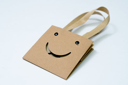 Happy Face Large Kraft Pck 12