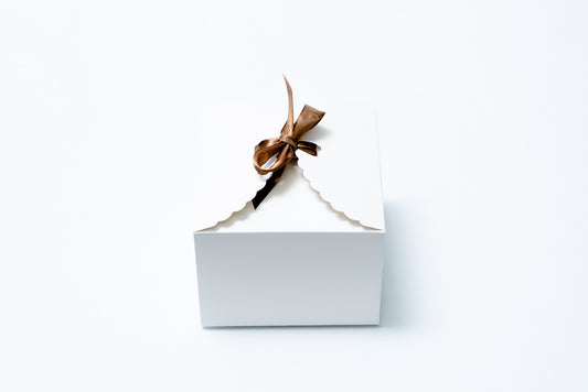Cube Box W/ Ribbon White Large Pck 12